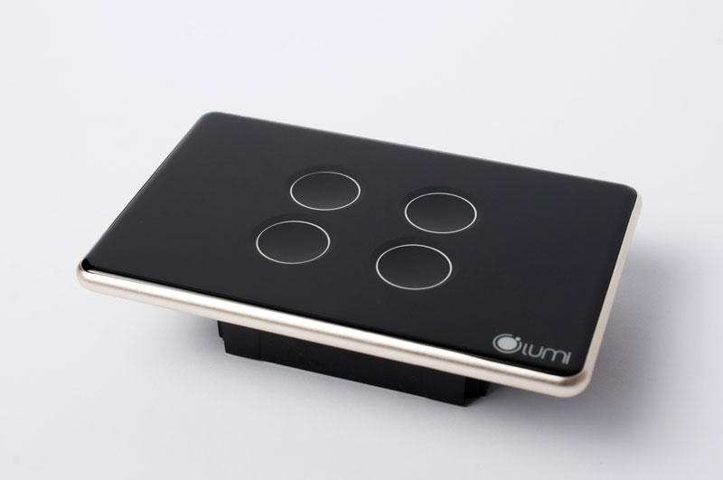 Công tắc cảm ứng viền champagne kính lõm 4 nút Công tắc cảm ứng Luto kính lõm 4 nút